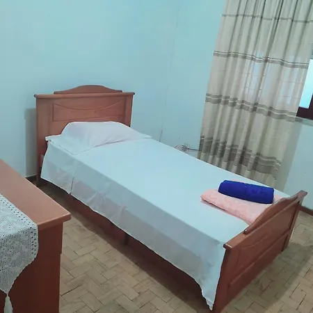 For 1 Person Near Airport Private Tourist Séjour chez l'habitant